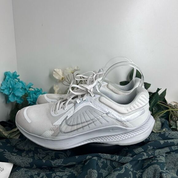 Nike Quest 5 Road Running Athletic Shoes Women's Sz 10 White Lightweight Tennis - Picture 10 of 14